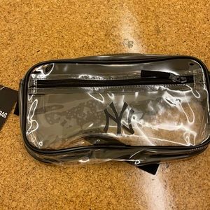 Men’s crossing body bag